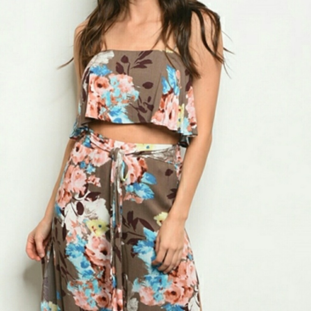Taupe floral two piece set - Large - Picture 2 of 5